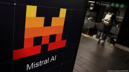 欧洲AI出大招 法国Mistral推出超强模型
